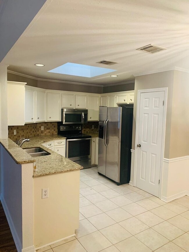 Photo - 3325 Danbury Ct