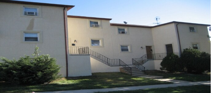 Photo - 202-204 E 9th Ave