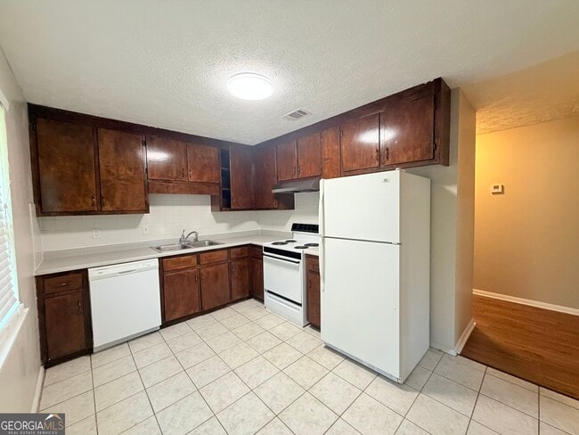 1063 Kings Mill Run N
