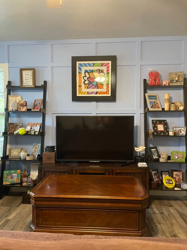 Photo - 119 Vickers St