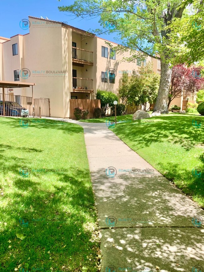 Photo - 2700 Plumas St Unit 1