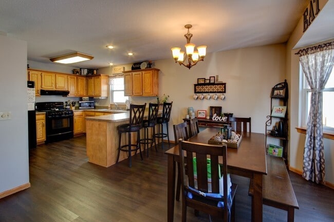 Photo - Updated 3 bedroom ranch