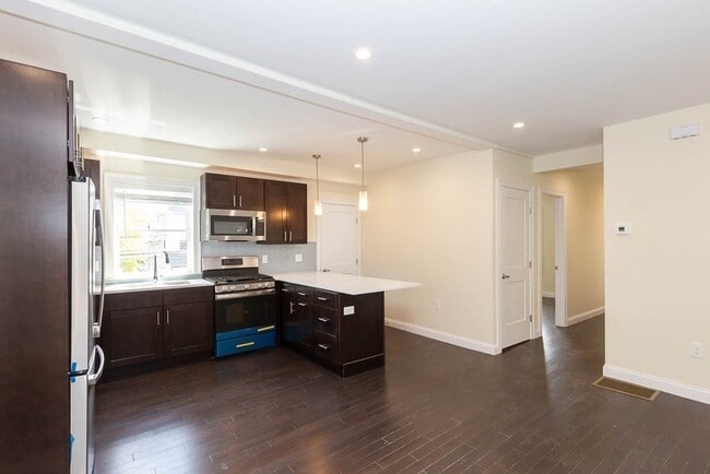 Photo - 57 Catherine St Unit 1