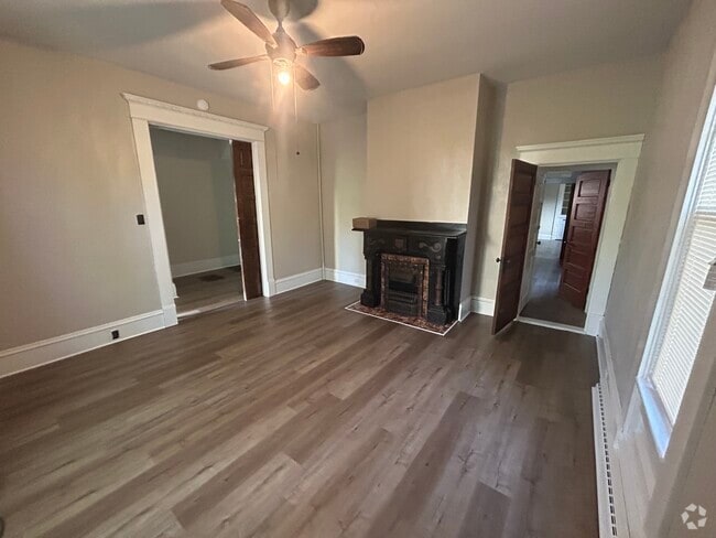 Building Photo - 113 North Ave Unit 1 Rental