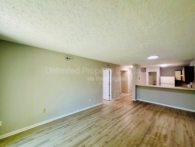 Photo - 205 Sunn Aire Ct Unidad A