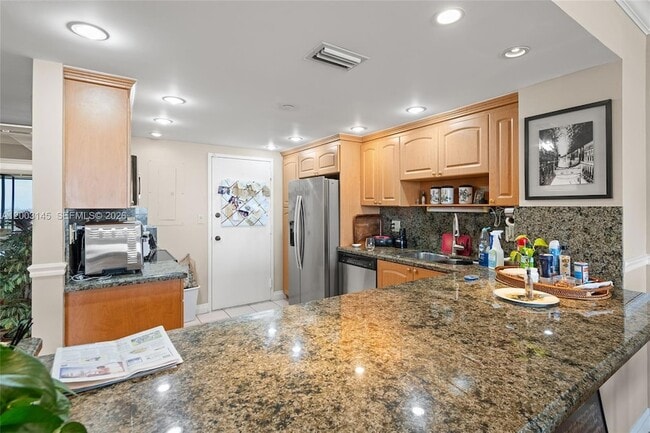 Photo - 11113 Biscayne Blvd Unidad 1554