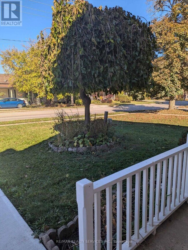 Photo - 159 Wellington St