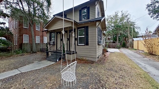 Building Photo - Palm Avenue Triplex Unit 1515 Palm Avenue