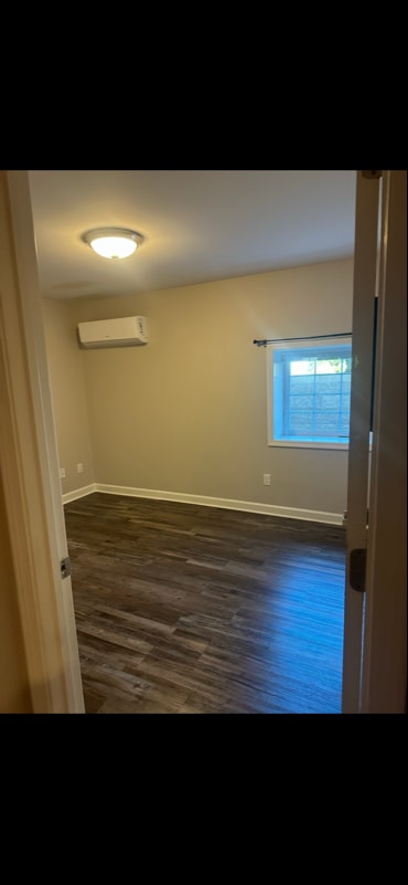 Photo - 1611 S Main St Unit 4