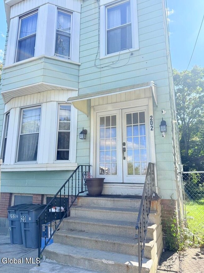 Photo - 202 Morton Ave