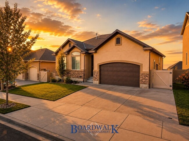 Building Photo - 793 Valley View Way