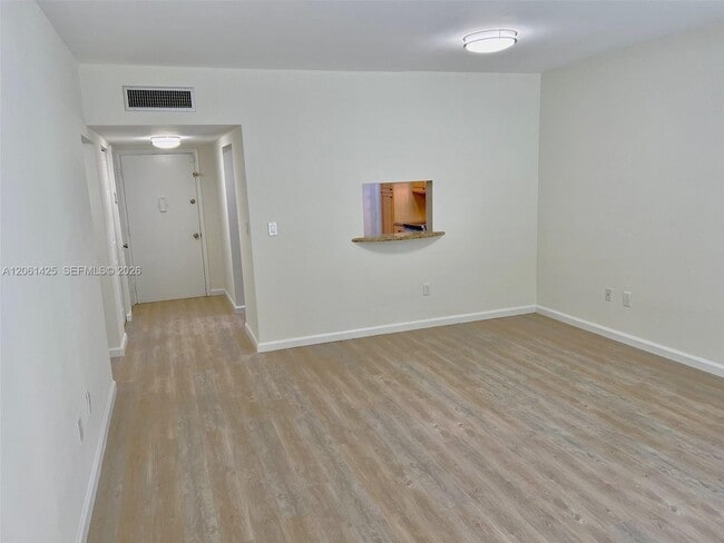 Building Photo - 9159 SW 77th Ave Unit 113
