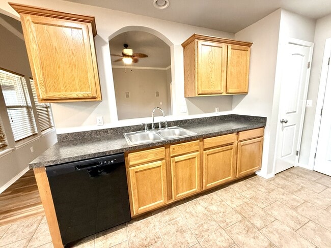 Photo - 4613 Mill Creek Dr