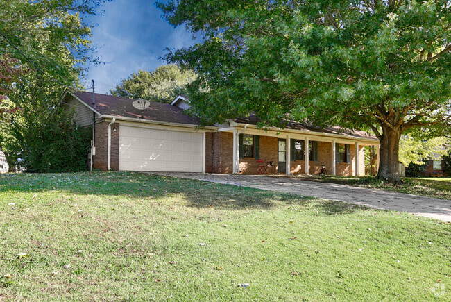 Building Photo - 112 Worthington Cir Rental