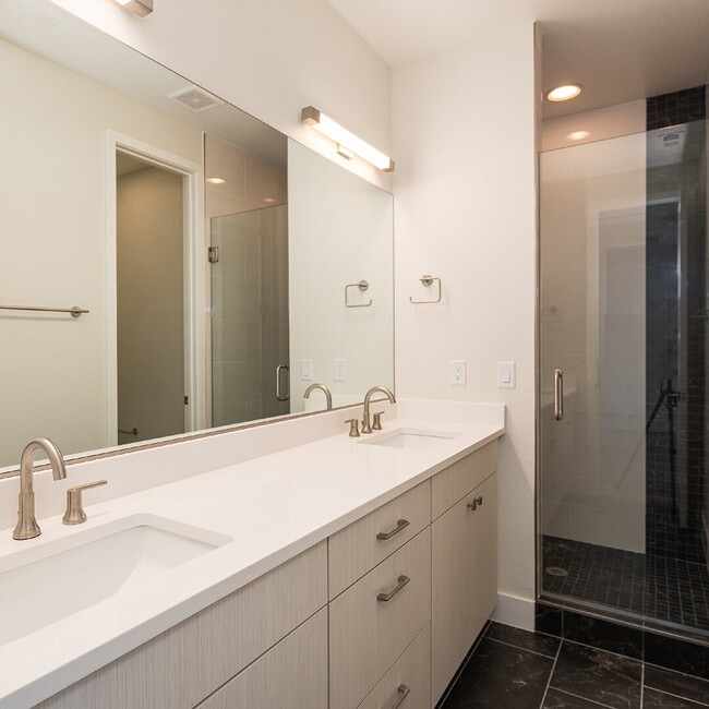 Photo - Modern 3 bed / 2.5 bed farmhouse townhome ... Unit 7