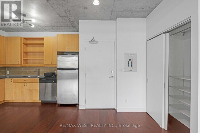 Photo - 42 Camden St Unit 303
