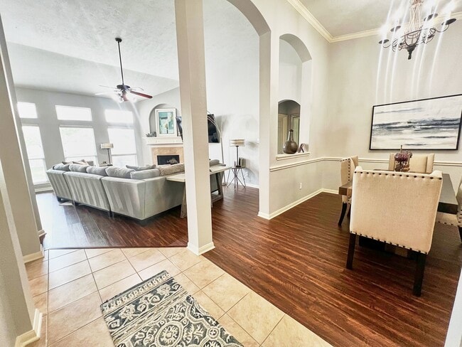 Photo - 7427 Parkcross Pl