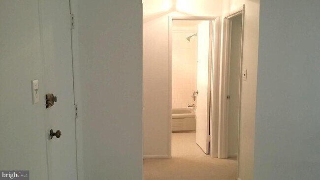 Photo - 4360 Ivymount Ct Unit 14