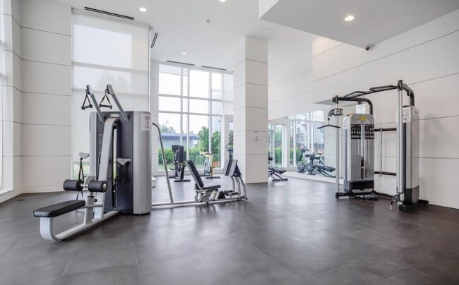 Photo - 13750-13100 100 Ave