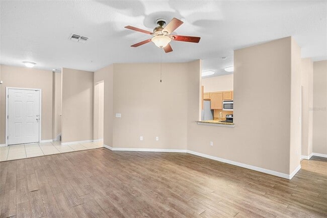 Photo - 1519 Priory Cir