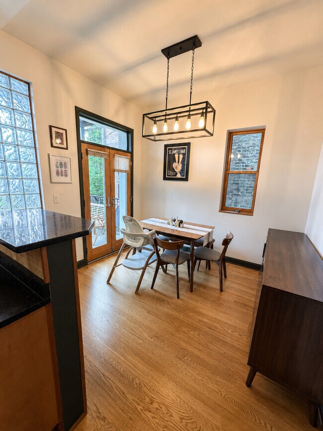 Photo - 2647 W Logan Blvd Unit 1