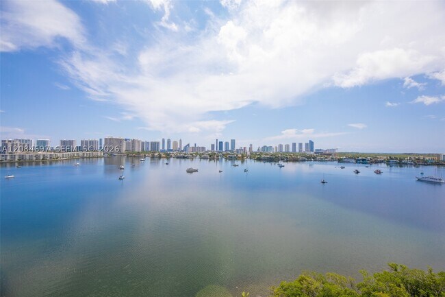 17111 Biscayne Blvd Unit 1110