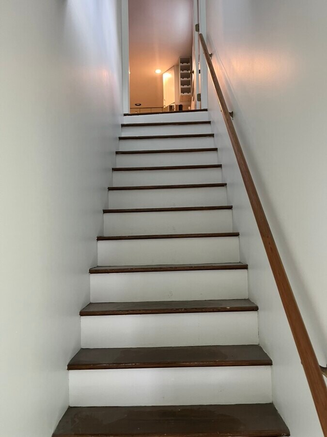 Photo - 698 W Woodstock Rd Unit Apartment3