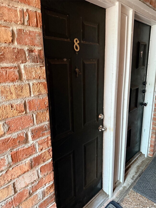 3402 Timmons Ln Unit 8