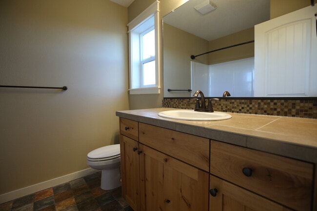 Photo - 881 Limelight Ave NW
