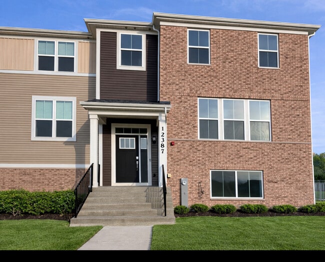 Building Photo - 12387 Tinsley St