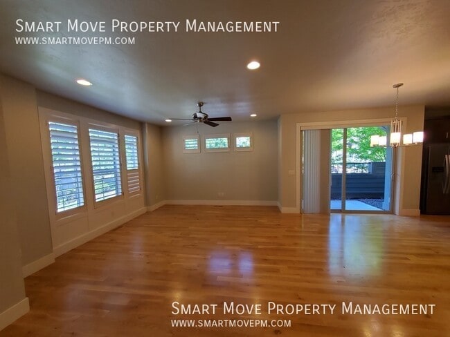 Photo - 3905 Woodcraft-