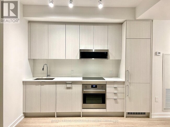 Photo - 250 Lawrence Ave W Unit 316