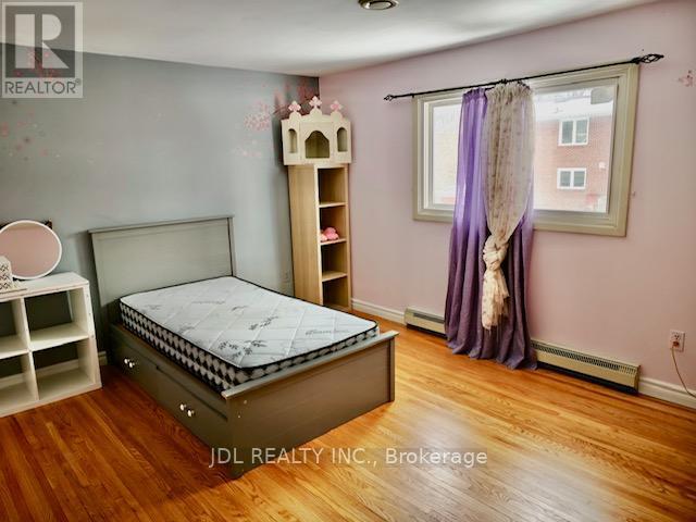 Photo - 28 Harringay Crescent