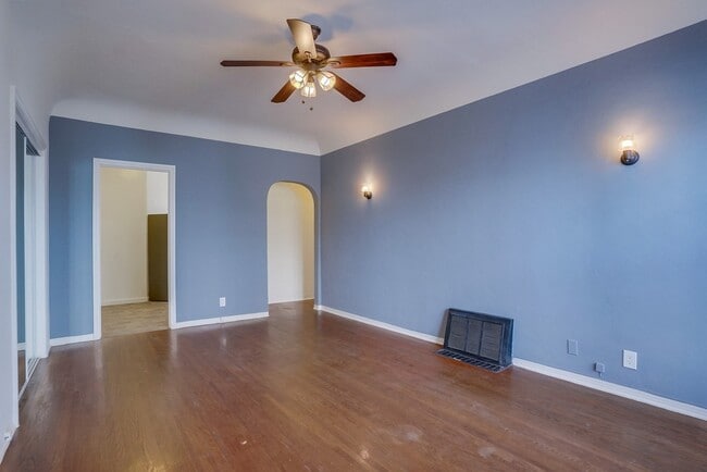 Photo - 4164 Leimert Blvd