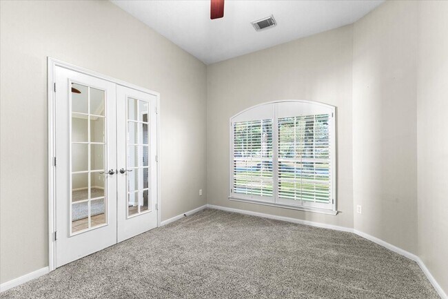Photo - 14610 Southern Magnolia Cir