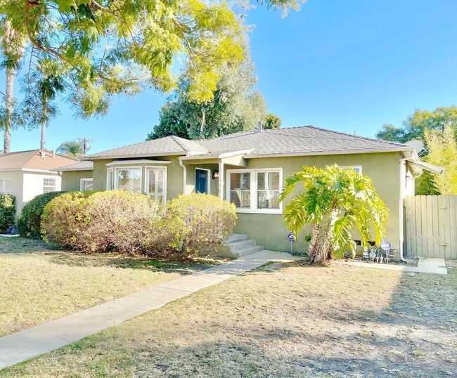 Photo - 11914 Ocean Park Blvd Unidad 1