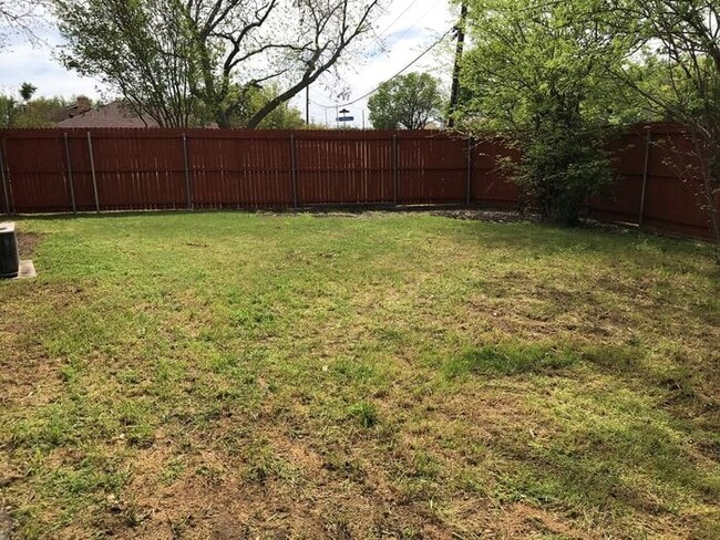 Photo - Richardson 2 Bedroom 2 Bathroom and 1 Car ...