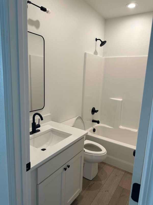 Photo - 530 Bowser Rd Unit B