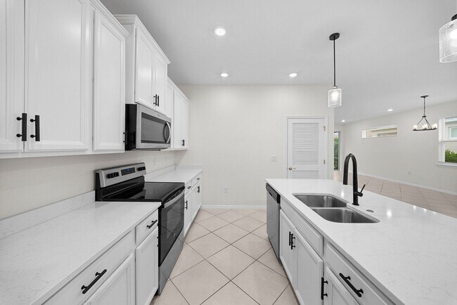 Photo - 4177 Bloomfield St