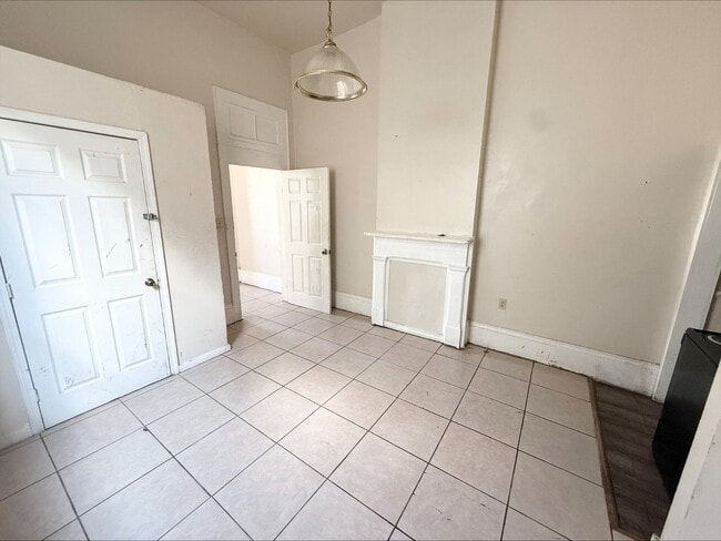 Photo - FSG2812 Unit 2814 B