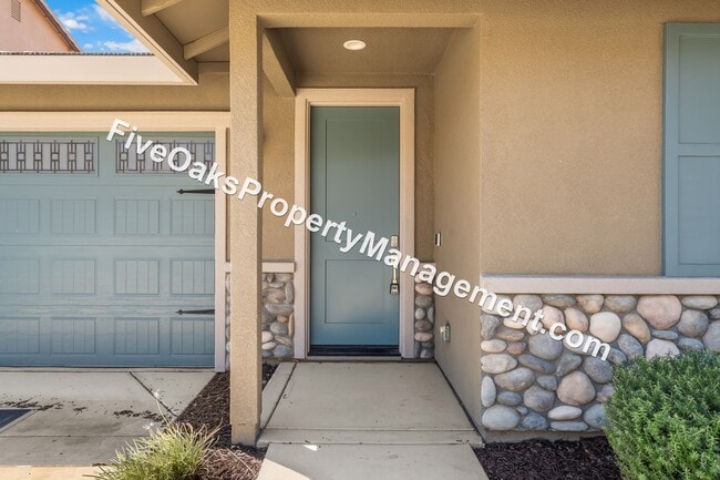 Photo - 571 Willow Ridge Ct