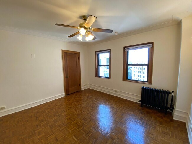 2738 N. Pine Grove