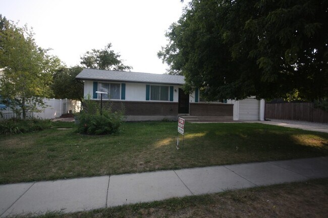 Photo - 2861 Cayenne Dr