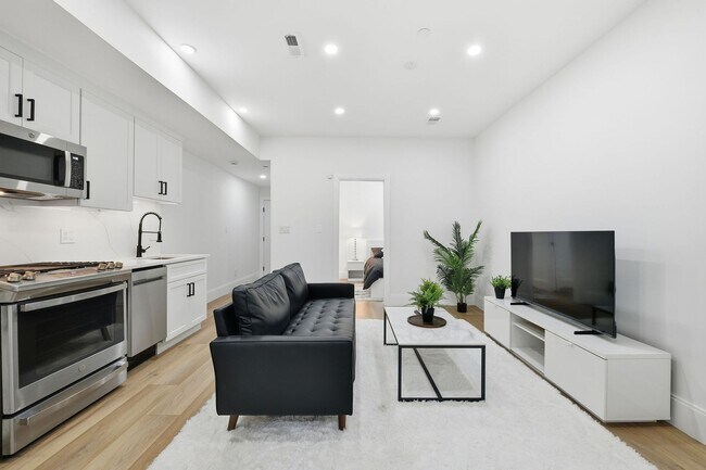 Photo - Brand-New Adams Morgan Boutique Living with Walk Score 99!