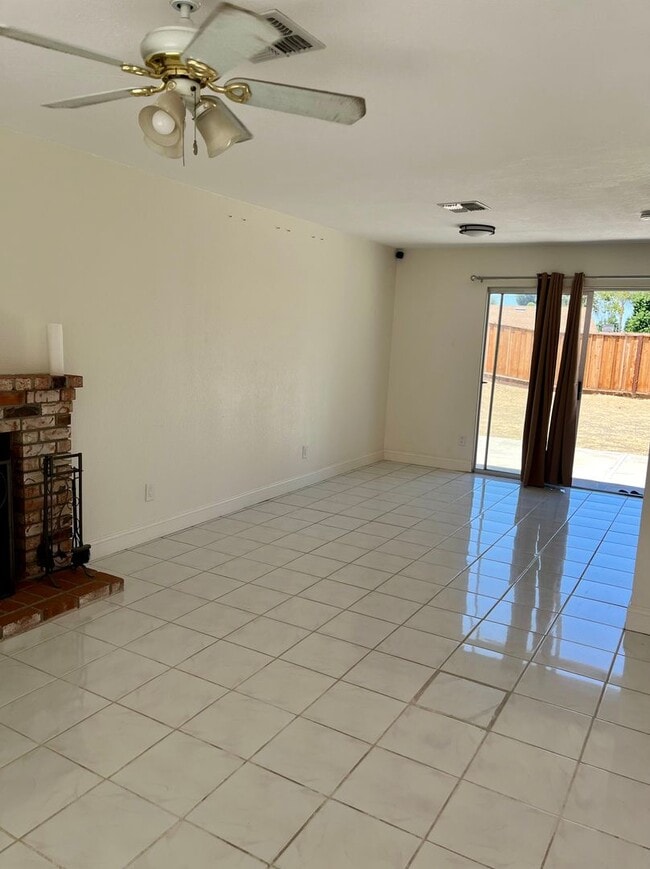 Beautiful Tracy Home! - Beautiful Tracy Home!