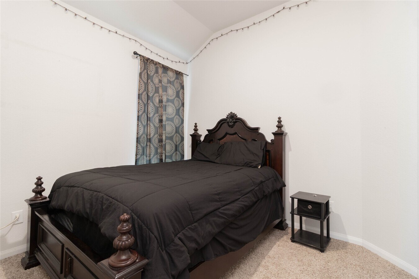 Photo - 2209 Cedar Vly Dr