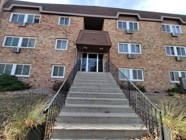 Newly Updated 1 Br/1 Ba Condo w/Hdwd Flrs,... - Newly Updated 1 Br/1 Ba Condo w/Hdwd Flrs,...