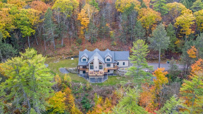 Photo - 2415 Lake Shore Rd House