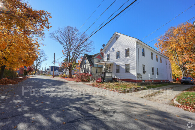 Building Photo - 120 Elm St Unit 3 Rental
