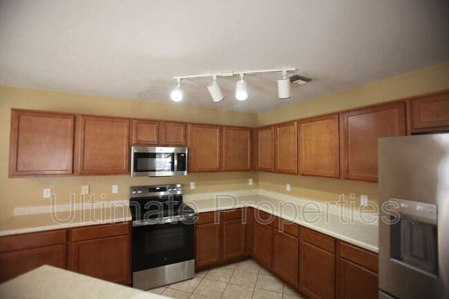 Photo - 22866 W Morning Glory St House